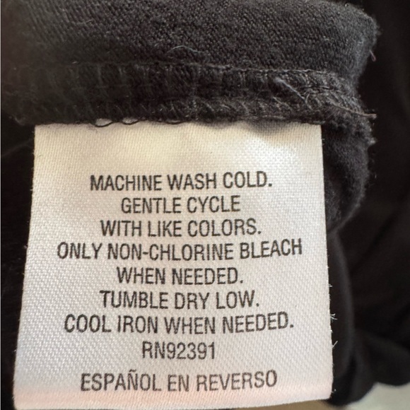 Bar III sleeveless, cutout dress. Black size M - Picture 7 of 9